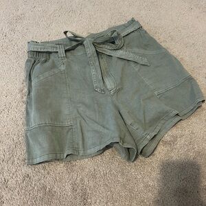 Old Navy Women's Green Shorts